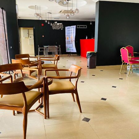 Surya Boutique Hotel กลัง ภายนอก รูปภาพ